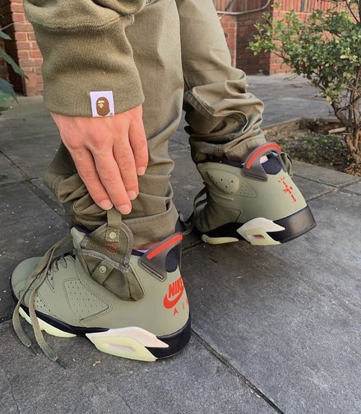 Air Jordan 6 Sneakers