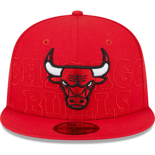 New Era Flat Brim 59FIFTY Draft Edition 2023 Chicago Bulls NBA Red Fitted Cap