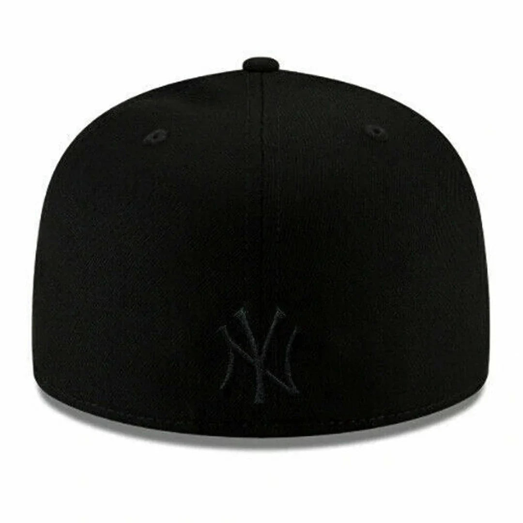 𝙉𝙚𝙬 𝙔𝙤𝙧𝙠 𝙔𝙖𝙣𝙠𝙚𝙚𝙨 59𝙁𝙄𝙁𝙏𝙔 𝙈𝙇𝘽 𝘽𝙡𝙖𝙘𝙠 𝙁𝙞𝙩𝙩𝙚𝙙 𝙃𝙖𝙩 𝙁𝙞𝙧𝙚 𝙁𝙡𝙖𝙢𝙚𝙨 𝙏𝙚𝙖𝙢