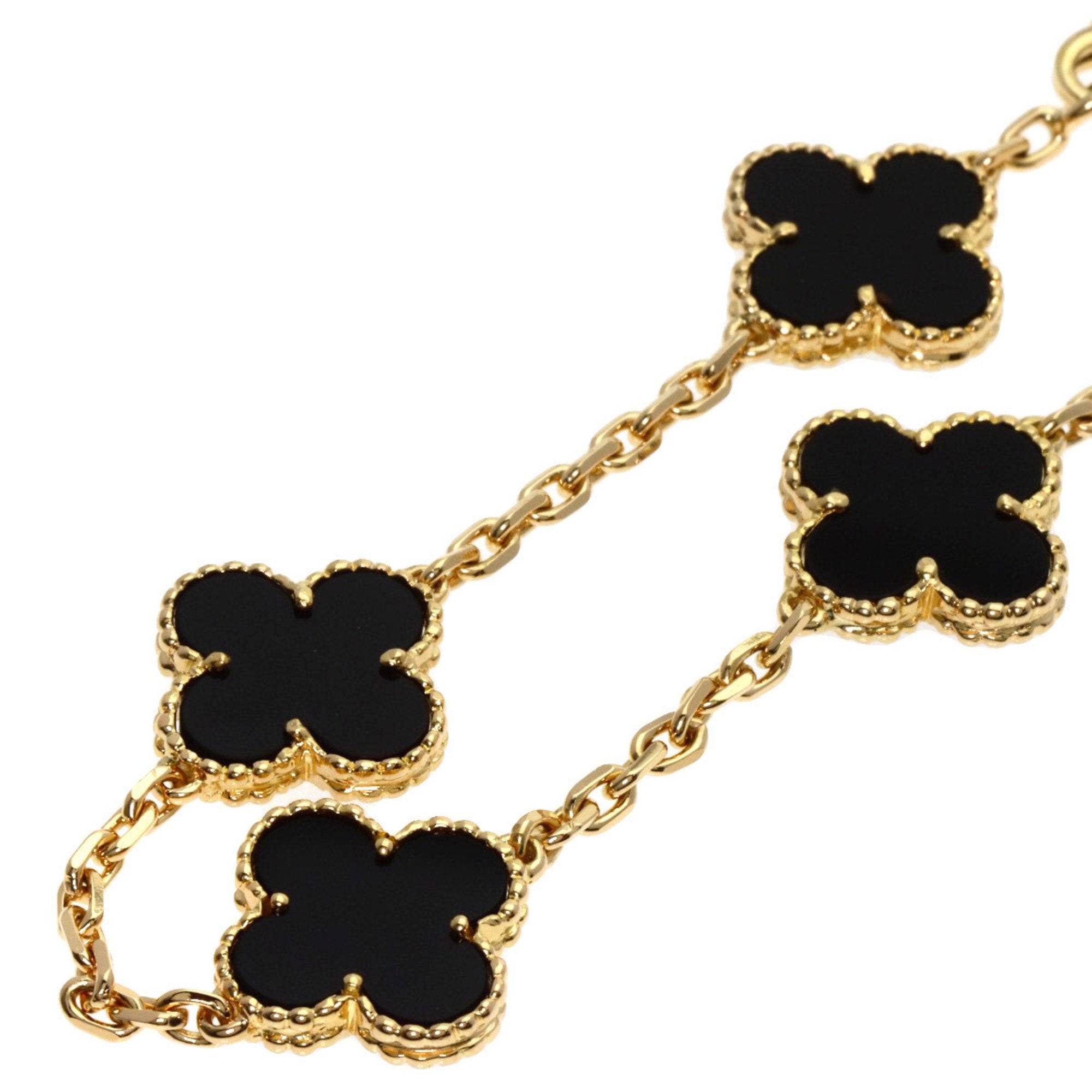 Midnight Clover Stainless Steel Bracelet – A Statement of Elegance