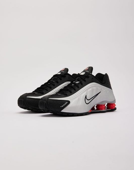Nike Shox R4 Metallic silver and black